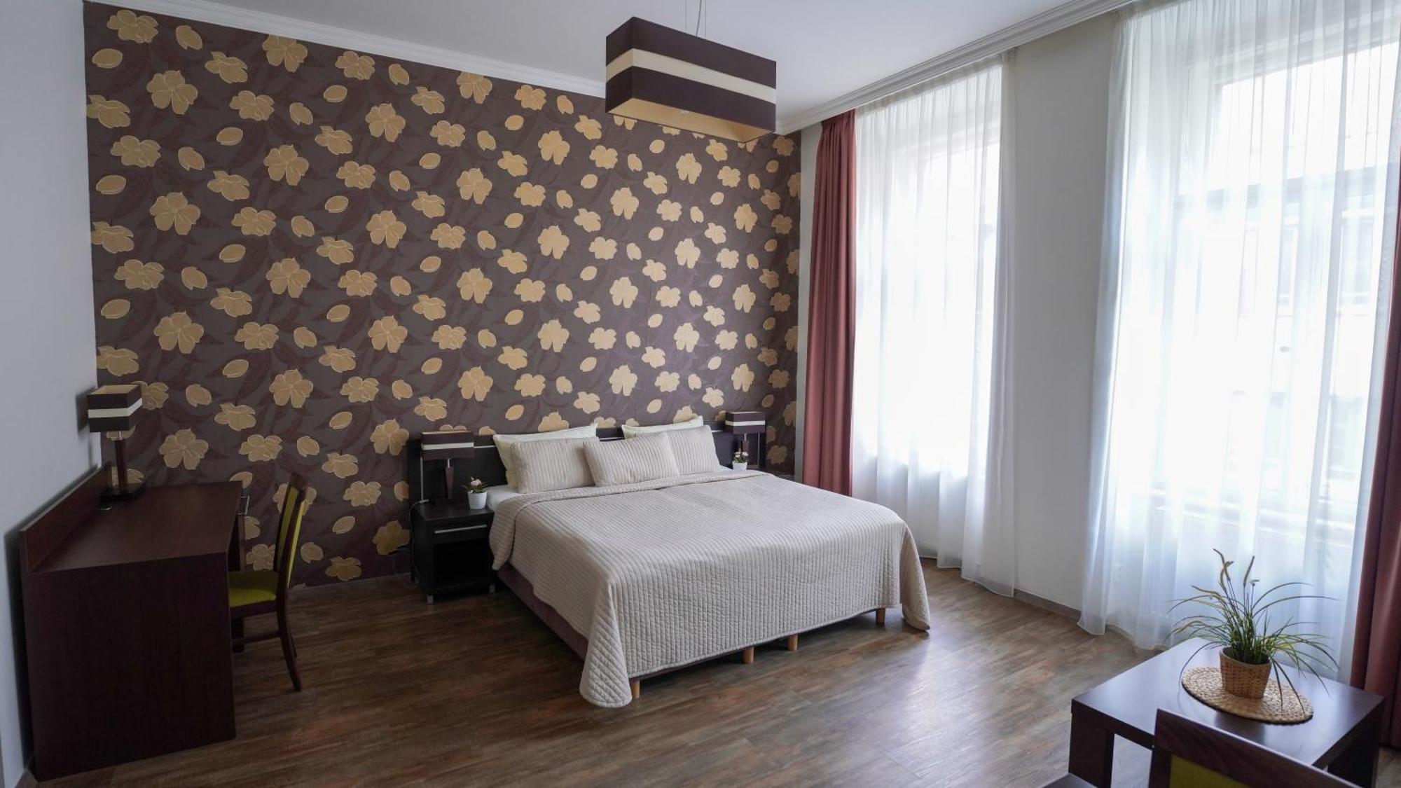 Elegant & Stylish Center Apartments! Прага Экстерьер фото