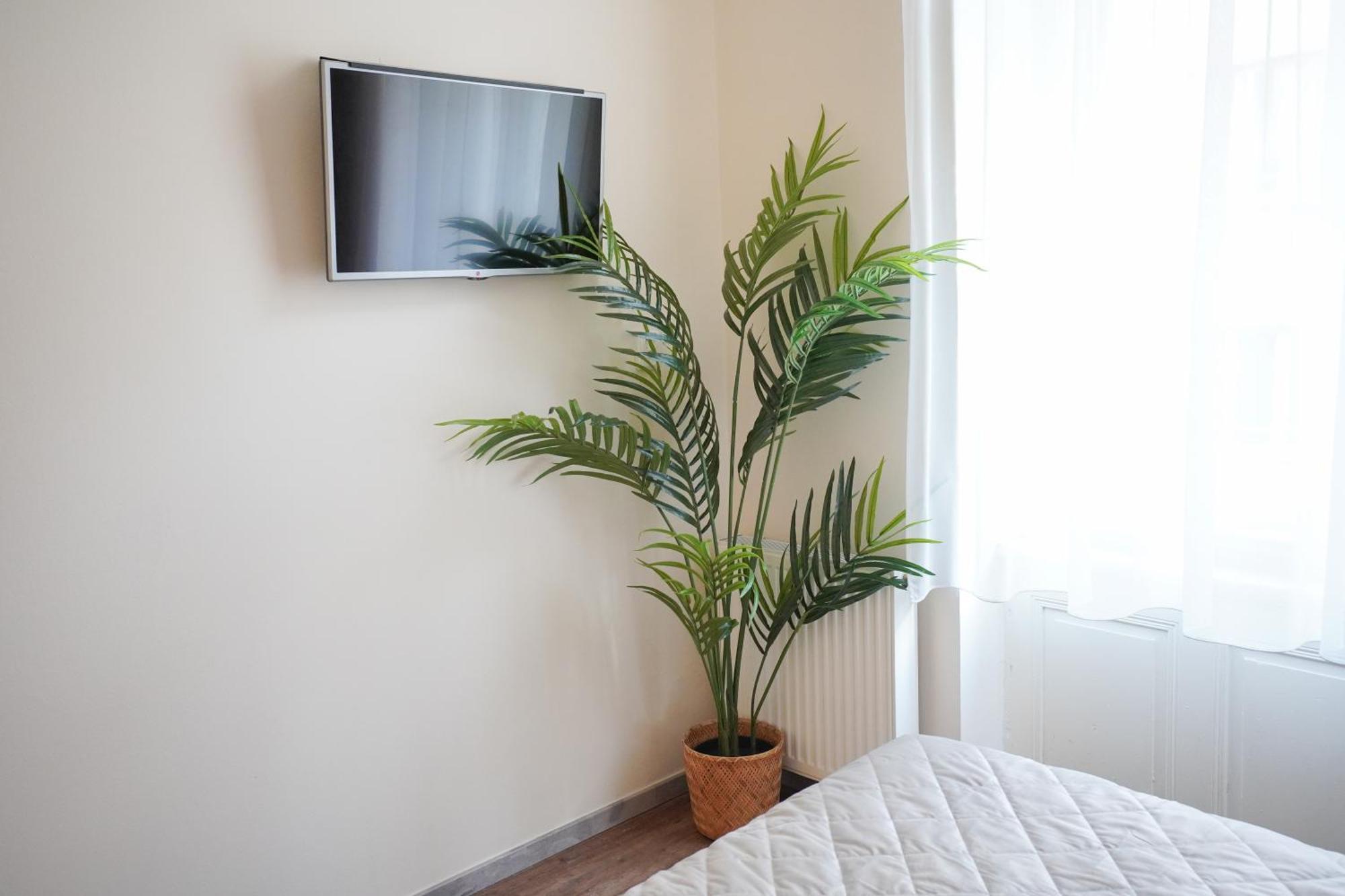 Elegant & Stylish Center Apartments! Прага Экстерьер фото